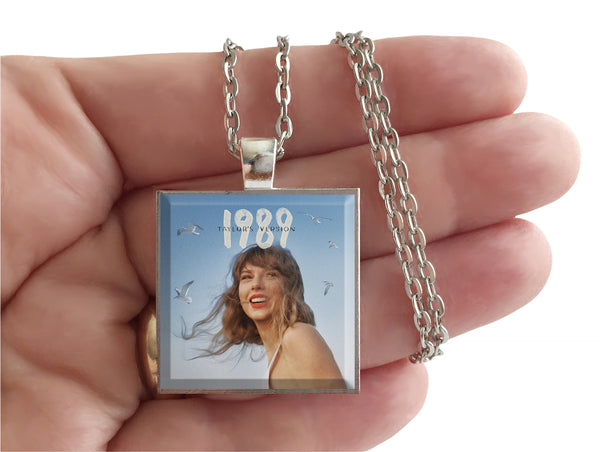 Taylor Swift - 1989 Taylor's Version - Album Cover Art Pendant Necklace