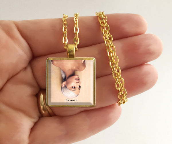 Ariana Grande - Sweetener - Album Cover Art Pendant Necklace (Gold) - Hollee