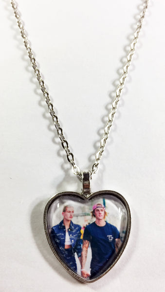 Justin Bieber & Hailey Baldwin  - Pop Stars in Love - Heart Pendant Necklace 2 - Hollee