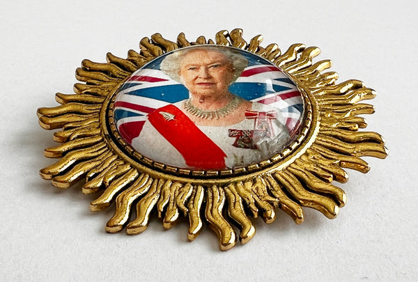 Queen Elizabeth II - Royal Pin Brooch