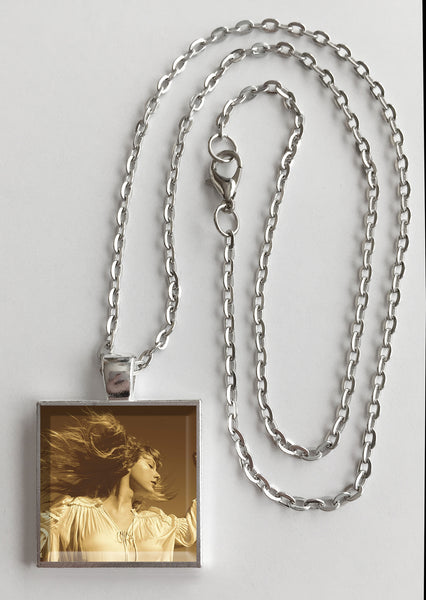 Taylor Swift - Fearless (Taylor's Version) - Album Cover Art Pendant Necklace